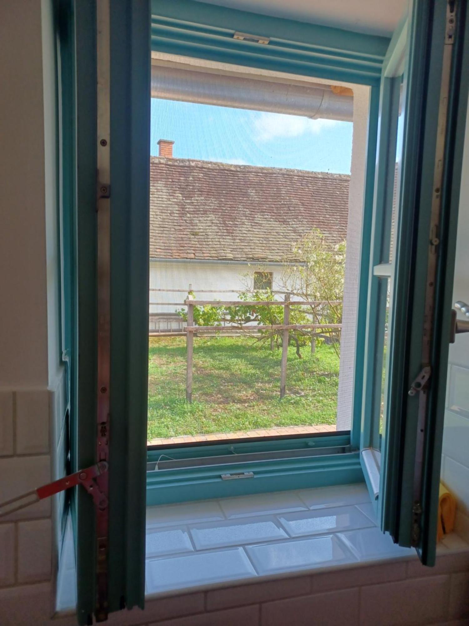 Kondas Haz Apartment *